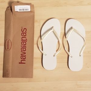 NWT Havaiana flip flops